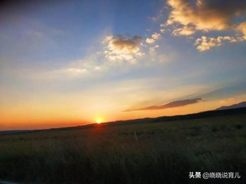 自驾青海湖，穿越最美拉脊山，海拔3800米的橡皮山顶看日落