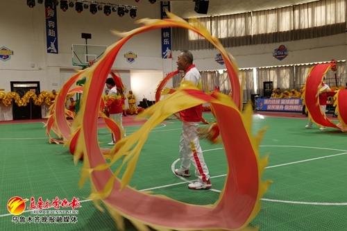 　　达坂城区“迎元旦 传非遗”鹰舞社火艺术节启动仪式暨社火初赛活动在达坂城区新时代文明实践中心举行。资料图片