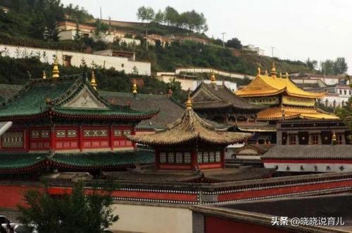 自驾青海湖，穿越最美拉脊山，海拔3800米的橡皮山顶看日落