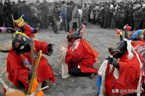 经典湟中｜汉族村里的藏式社火——葛家寨出僧官